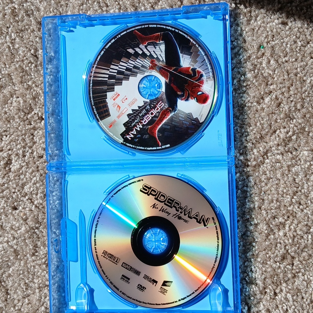 Spider-Man: No Way Home Blu-ray And DVD - Picture 3 of 4